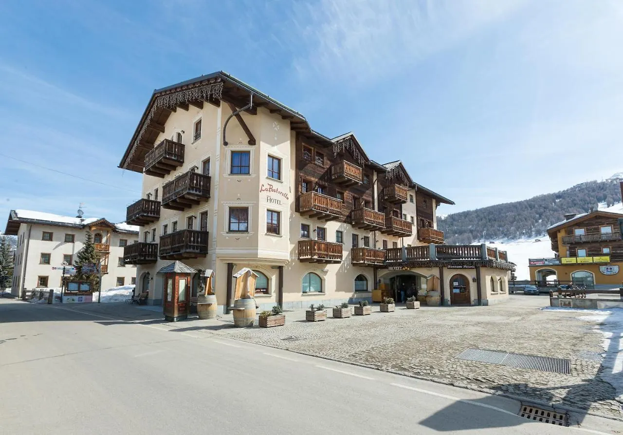 Hotel La Pastorella Λιβίνιο 3*,  Ιταλία