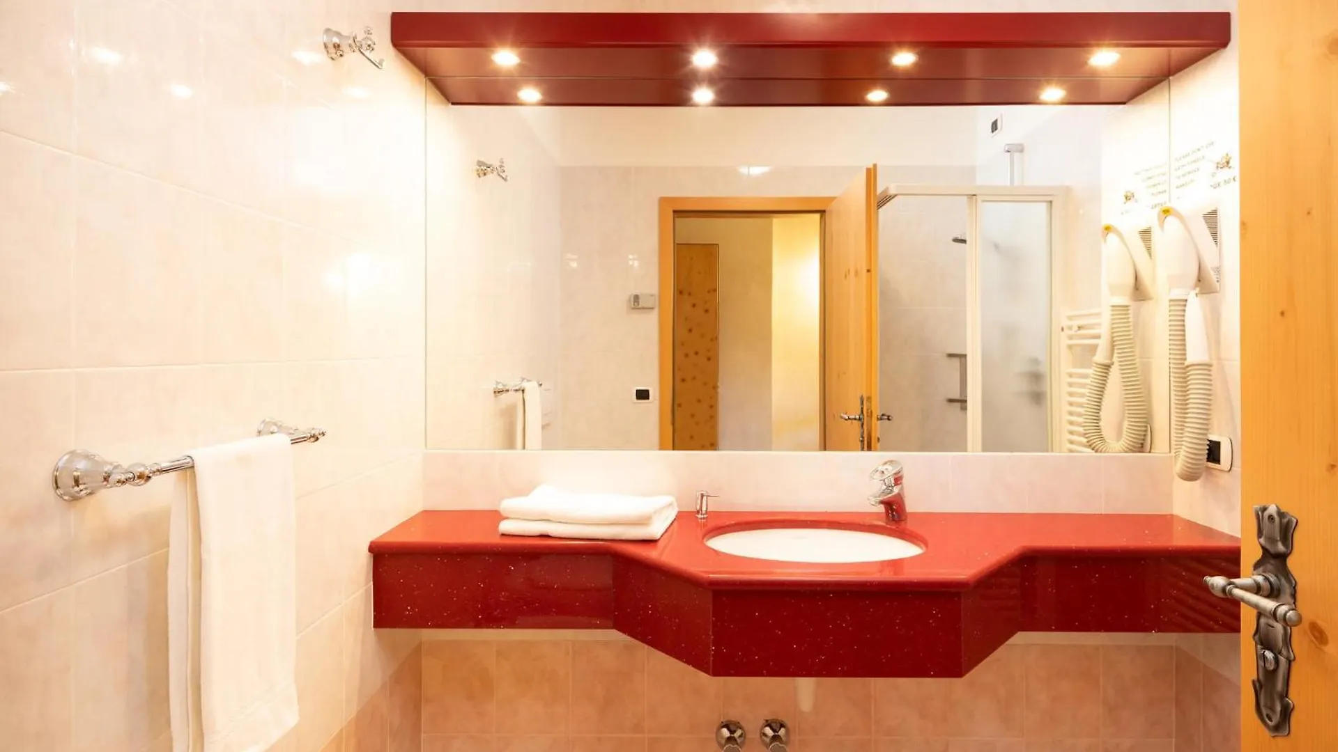 Hotel La Pastorella Λιβίνιο