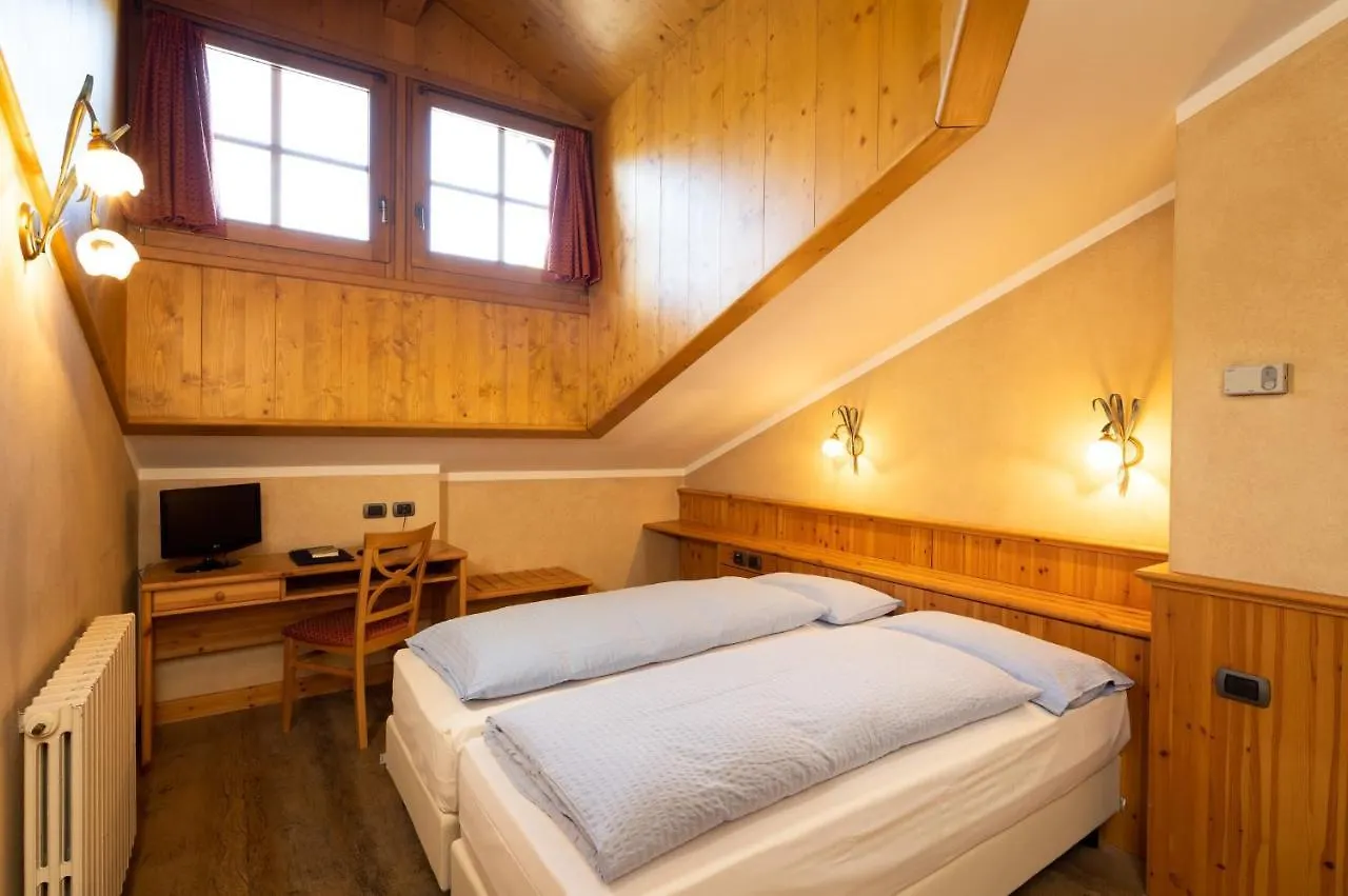 Hotel La Pastorella Λιβίνιο