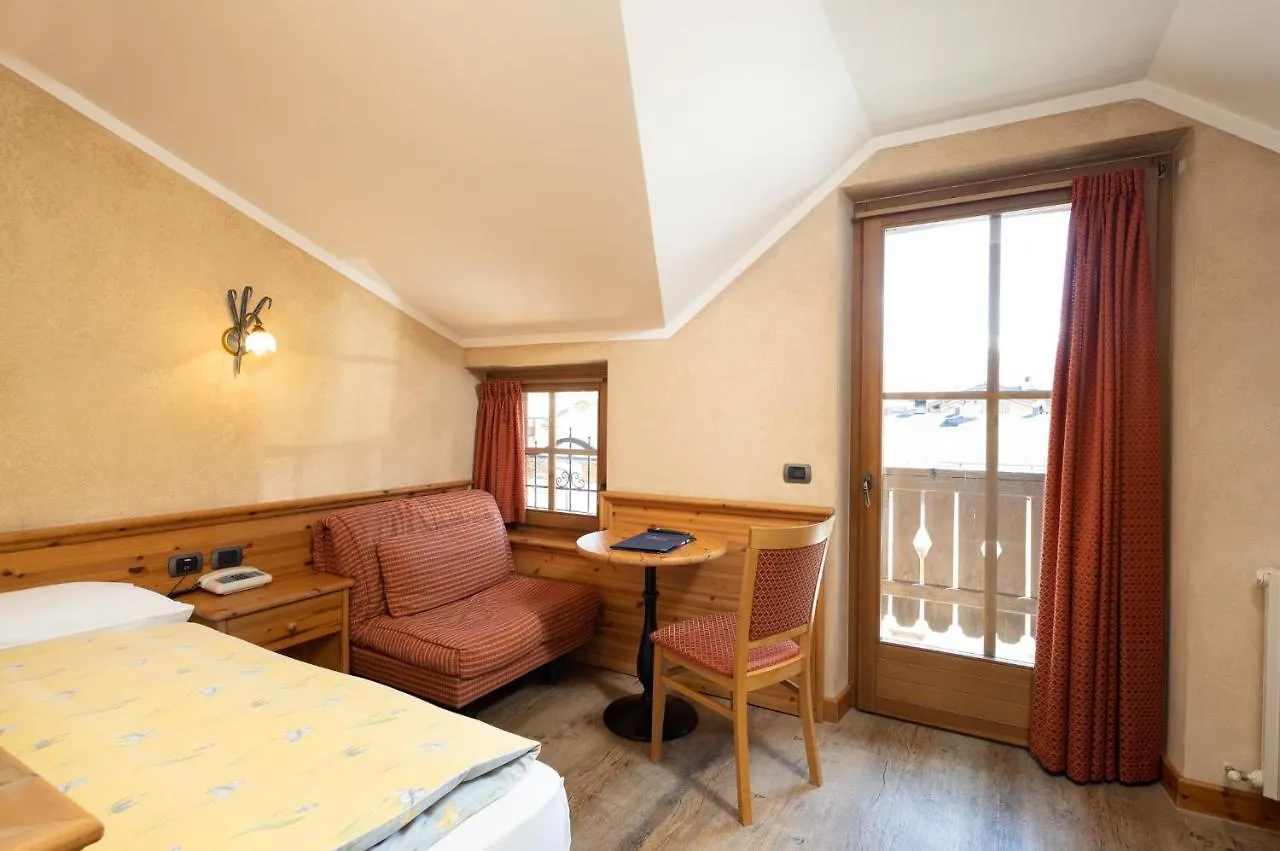 Hotel La Pastorella Λιβίνιο 3*,  Ιταλία