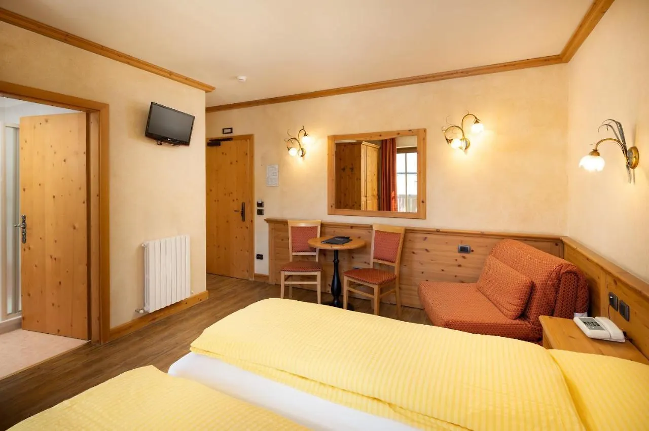 ***  Hotel La Pastorella Λιβίνιο Ιταλία
