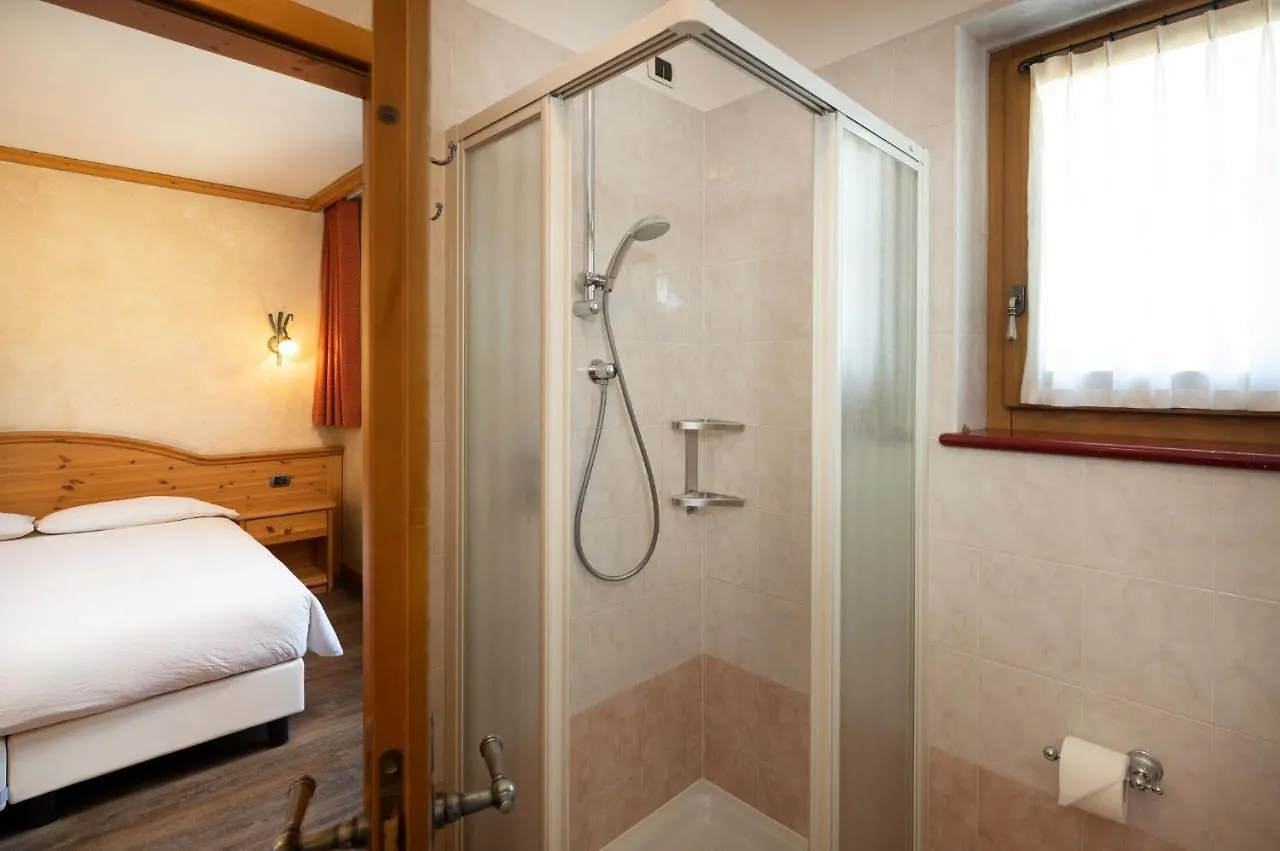 Hotel La Pastorella Λιβίνιο 3*,  Ιταλία