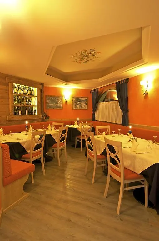 Hotel La Pastorella Λιβίνιο 3*,  Ιταλία