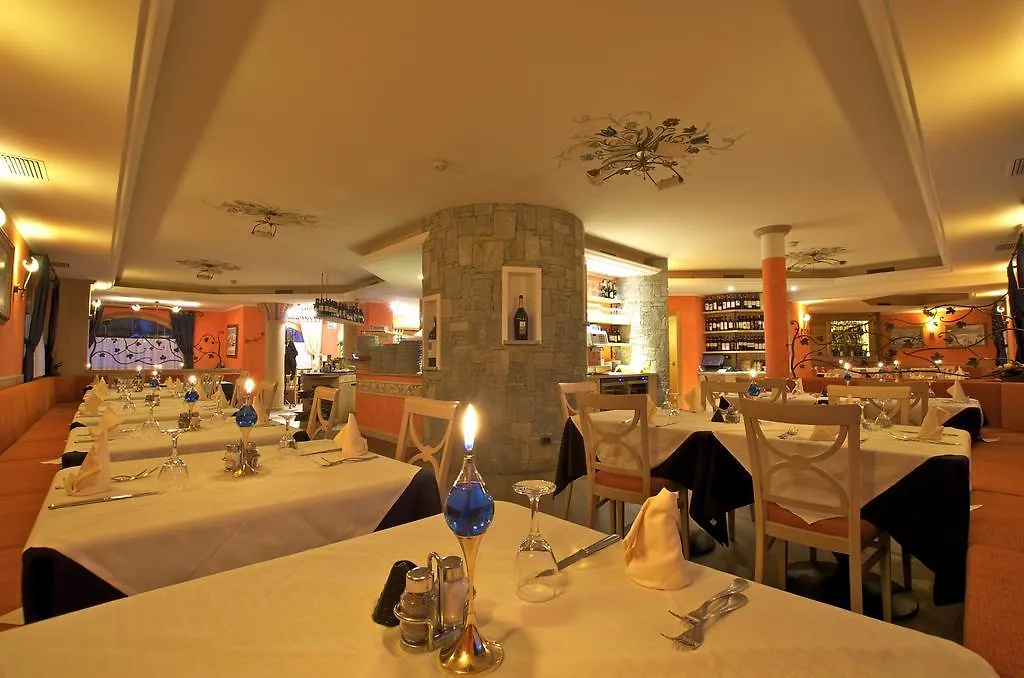 Hotel La Pastorella Λιβίνιο